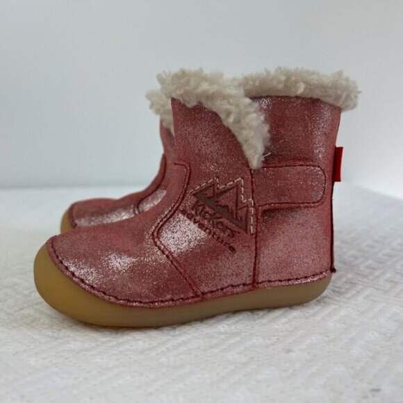 Kickers Baby Size 18mo months  Little Red Glitter Booties Boots Faux Fur Trim 18 - Picture 6 of 12